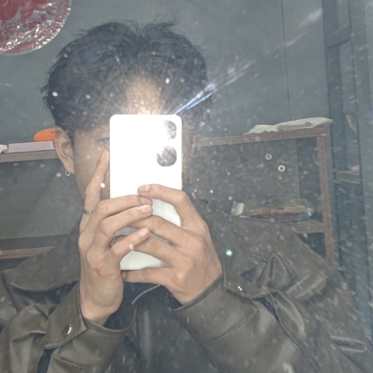 远鹤的第一张照片--益阳闪婚服务中心